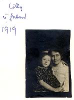 LillyundGertrud1919.jpg